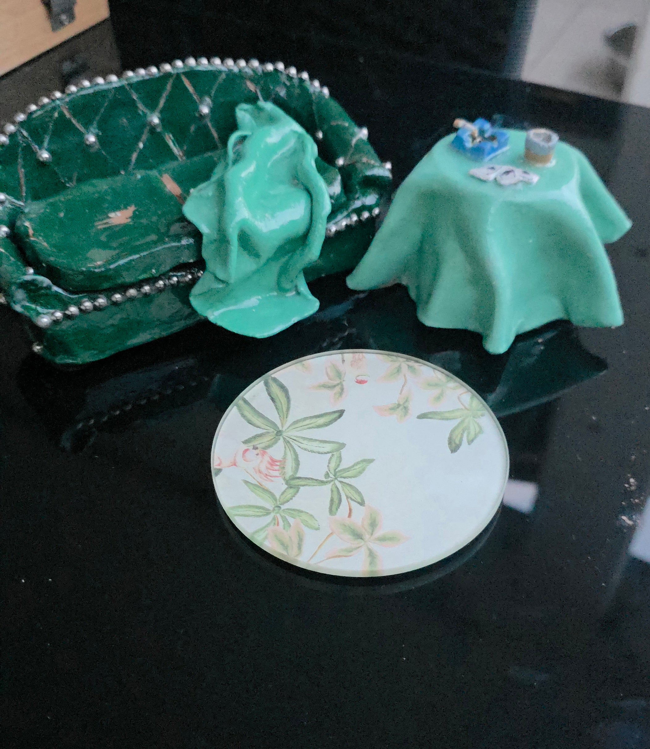 Bruciaincenso e Portagioie da Tavolo Verde Smeraldo, Mini Diorama Fatto a Mano in Ceramica a Freddo, Regalo Unico e Particolare per la Casa