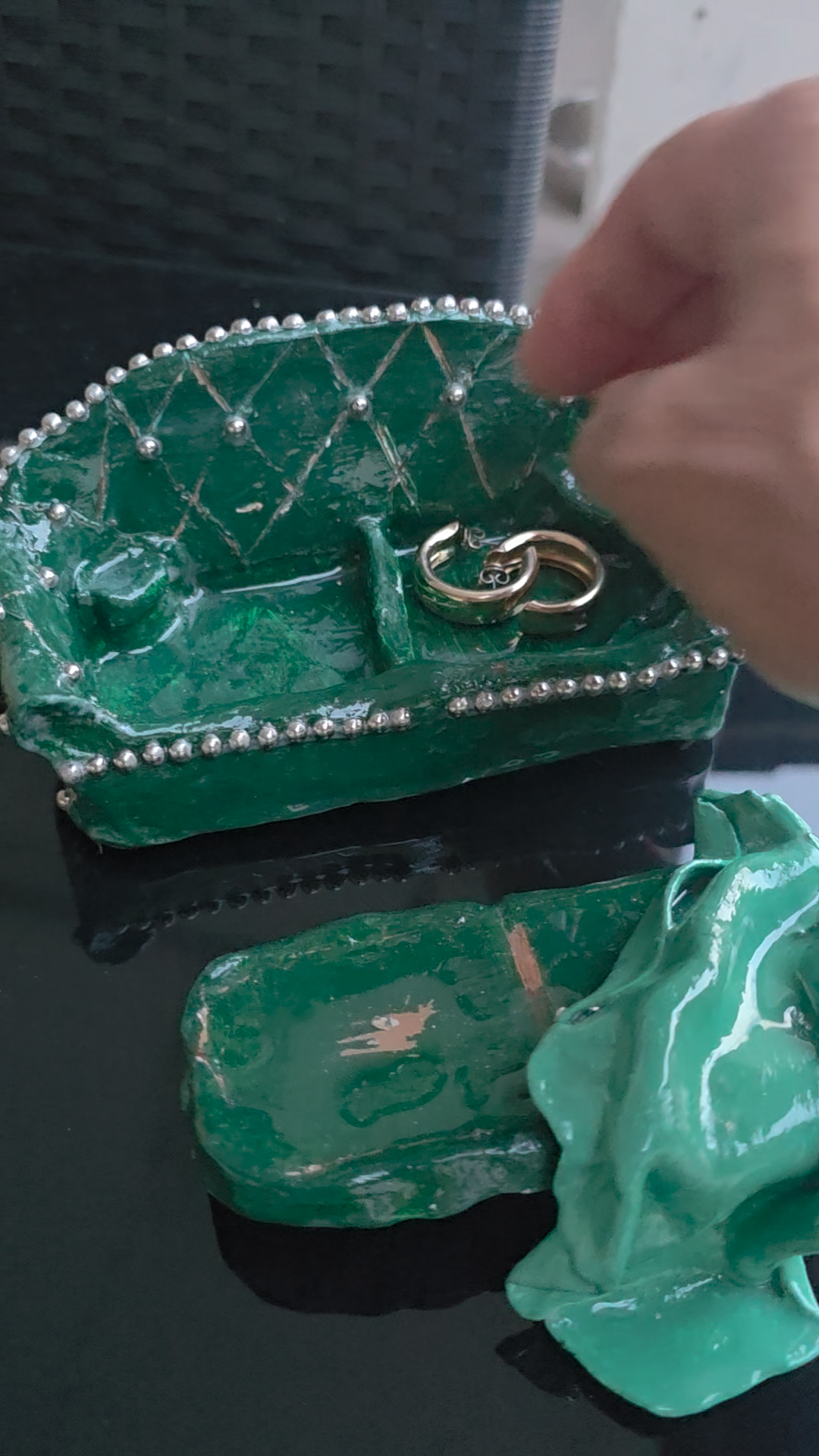 Bruciaincenso e Portagioie da Tavolo Verde Smeraldo, Mini Diorama Fatto a Mano in Ceramica a Freddo, Regalo Unico e Particolare per la Casa